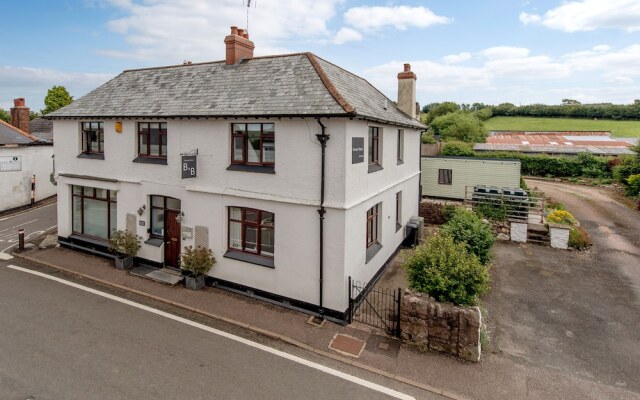 Exmoor House - Guest House