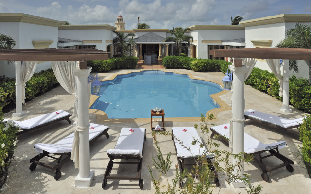 Melia Cayo Santa Maria