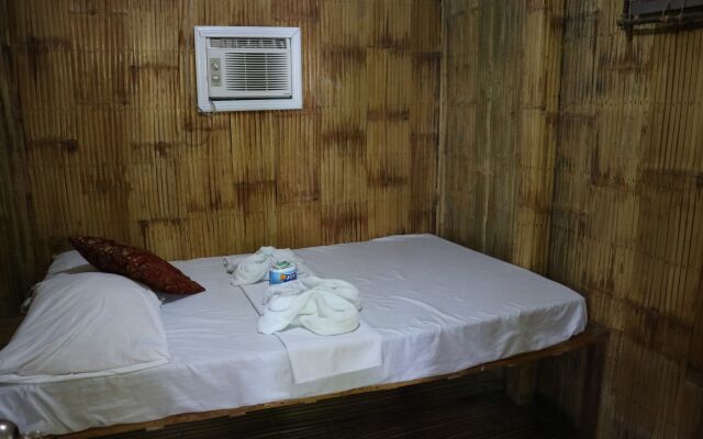 Old Parola Seaside Cottages