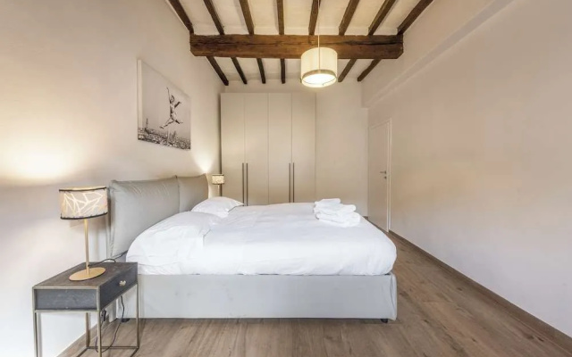 Laurel Apartment by Mmega