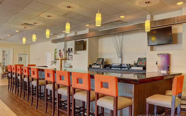 Comfort Inn & Suites Danbury-Bethel