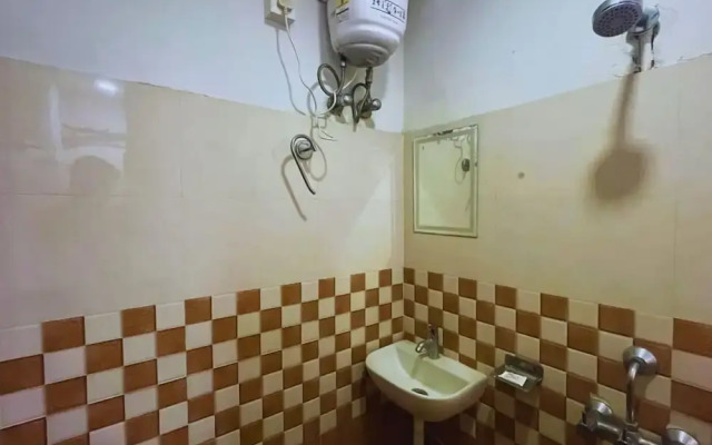 H K Residency Near Kalakshetra