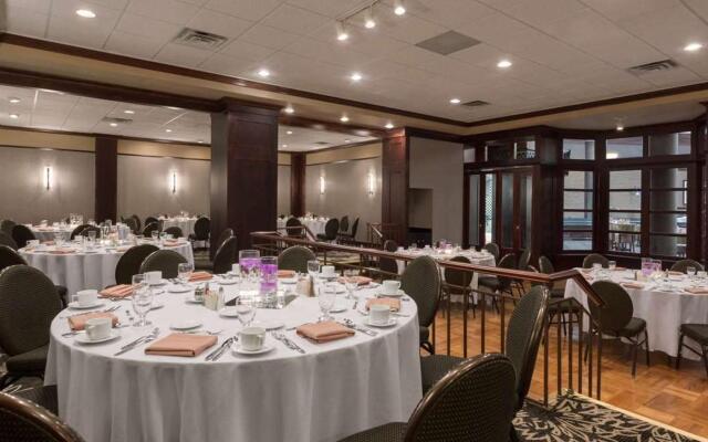 Sonesta Suites Dallas Park Central