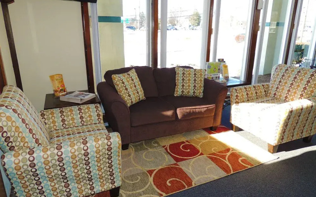 Budget Host Inn & Suites