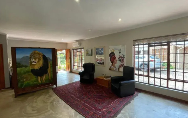 Hidden Gem Art Guesthouse , one of a kind