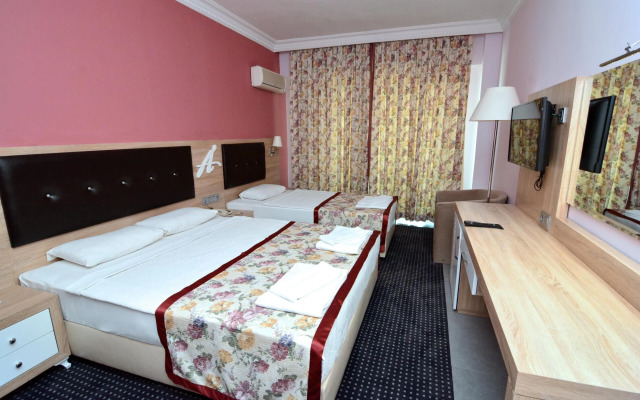 Ananas Hotel
