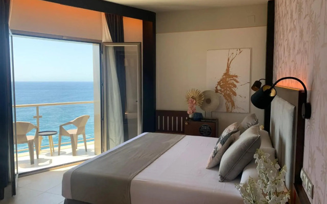 ON ALETA ROOM designed for adults