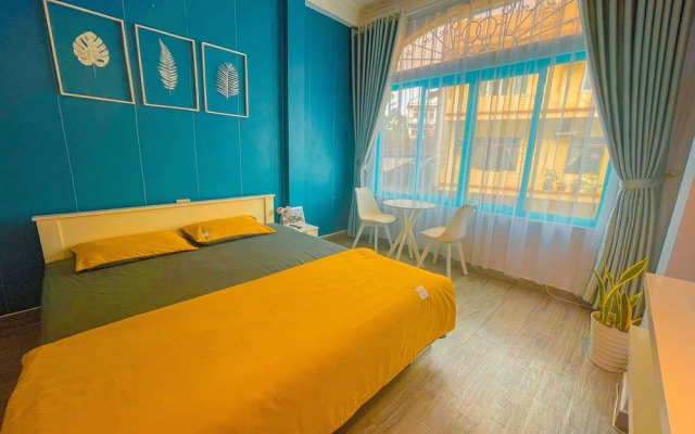 La Casa Homestay Ha Long