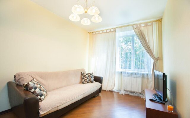 Sadovoye Koltso Apartment Pervomayskaya