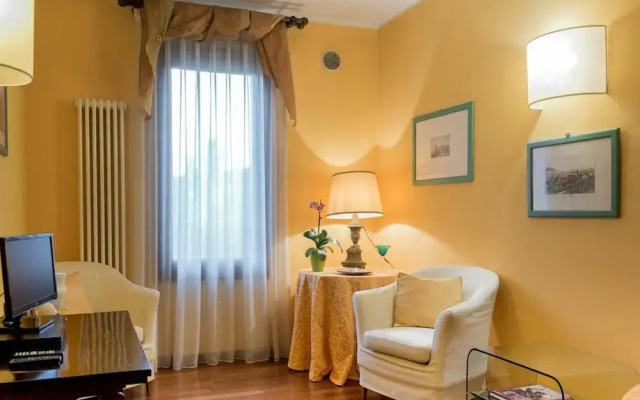Piazza Nova Guest House
