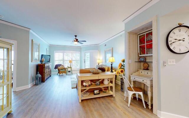 5402 Hampton Place South