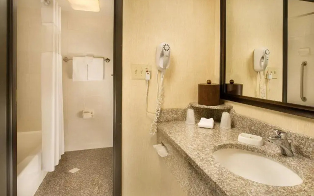 Prado Hotel
