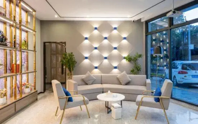 7 Days Premium Hotel (Zhuhai Gongbei Port)