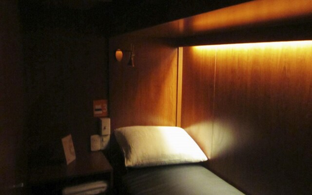 Onkel Inn Airport Sleepbox