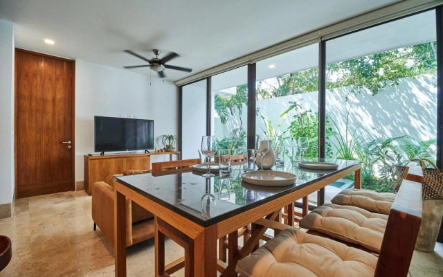 Omara 2-BR Pool · Tropical 2-BR Condo With Private Pool + Amenities!