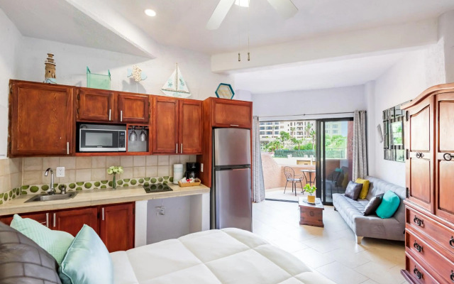 Studio Suite at Marina Cabo Plaza