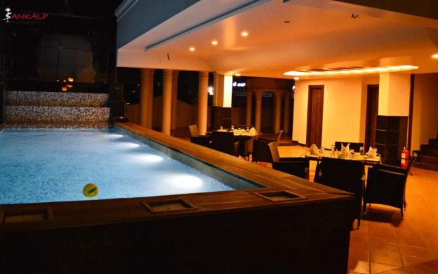 OYO 1711 Hotel Sepoy Grande