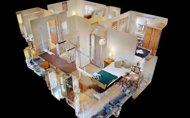 Impeccable 4-bed House in London
