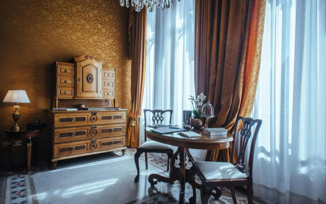 Relais & Chateaux Villa Crespi