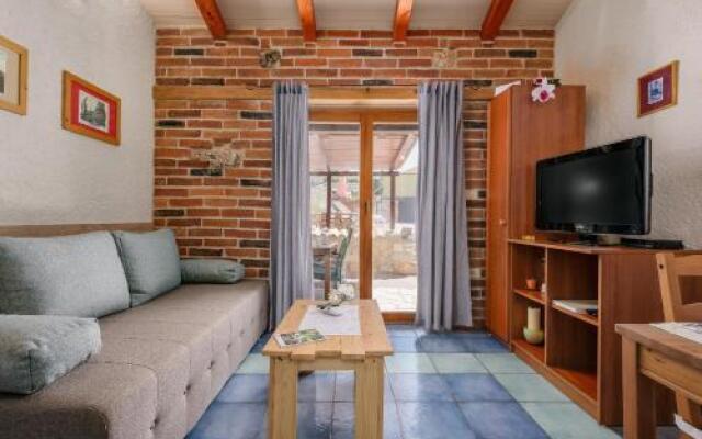 Apartment with pool Visnjan