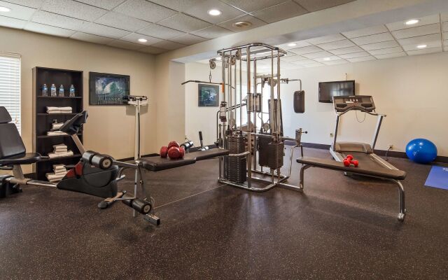 Days Inn by Wyndham Englewood Dayton Airport