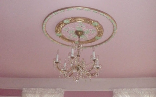 Butterfly Mansion Bed & Breakfast - No Pets Allowed