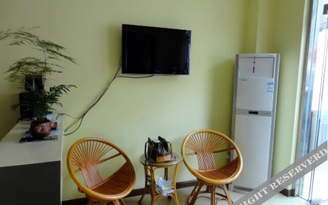 Xingyang Fashion Hotel
