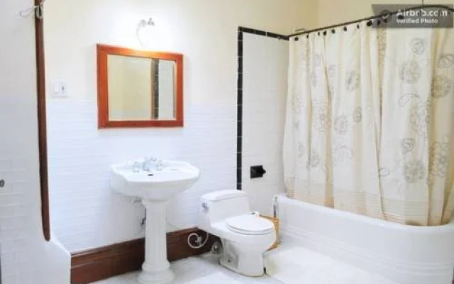 Lefferts Gardens Residence Bed  Breakfast