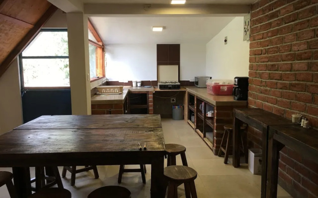 Hosteria y Camping WiM