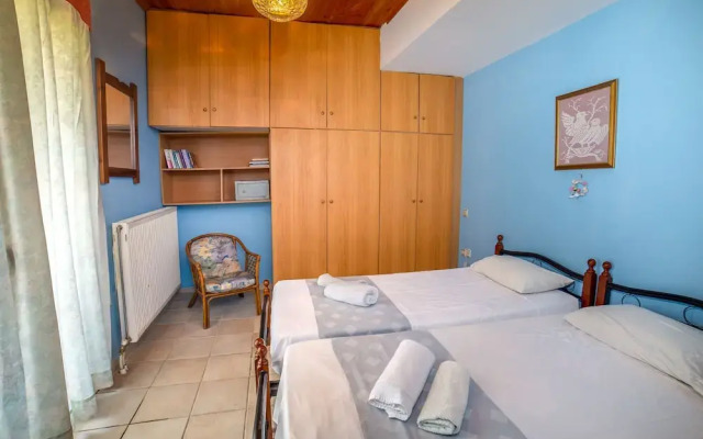 Kiritsis Stylish Apartment