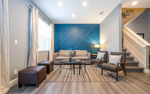 Cozy 3BR Regal Oaks Close to Disney