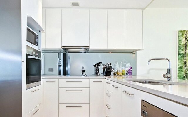 Breeze Apartments