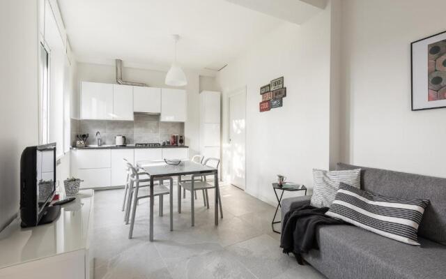 Carlotta's Home by Holiday Solutions