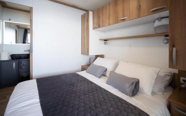 Holiday Mobile Homes 35m house 35m terrace