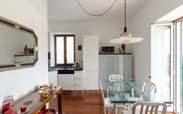 JOIVY Inviting Flat with Garden and Sea View in Rapallo