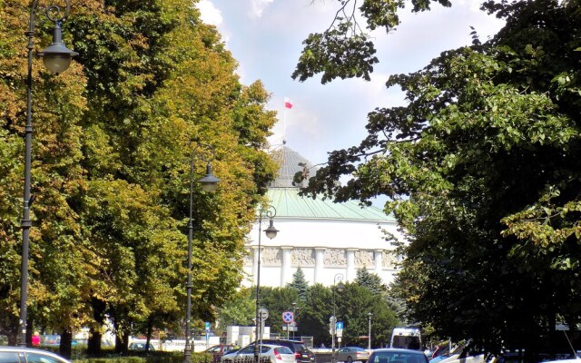 Ujazdowskie 37 New York Apartment