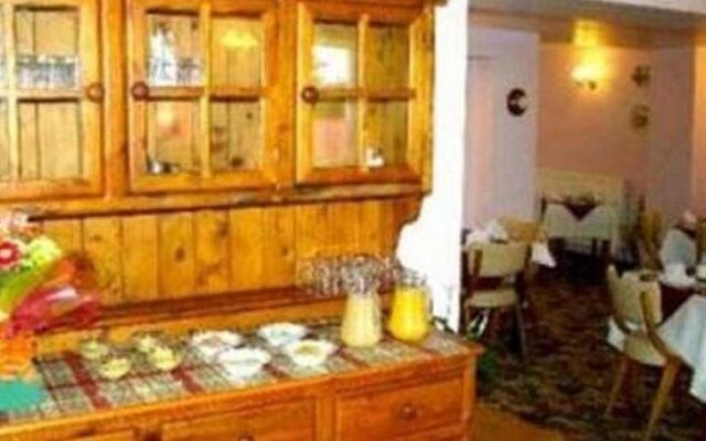 Cherry Tree Hotel