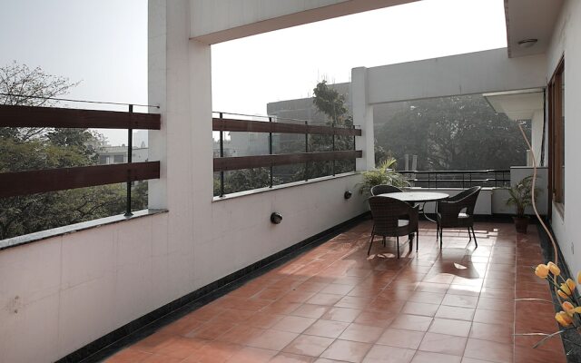 Ahuja Residency Cyber City I