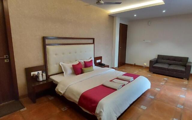 The Palm Aryan - a Boutique Hotel