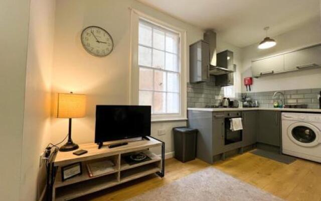 Berkeley  Apartment