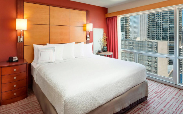 Residence Inn by Marriott Chicago Downtown / River North