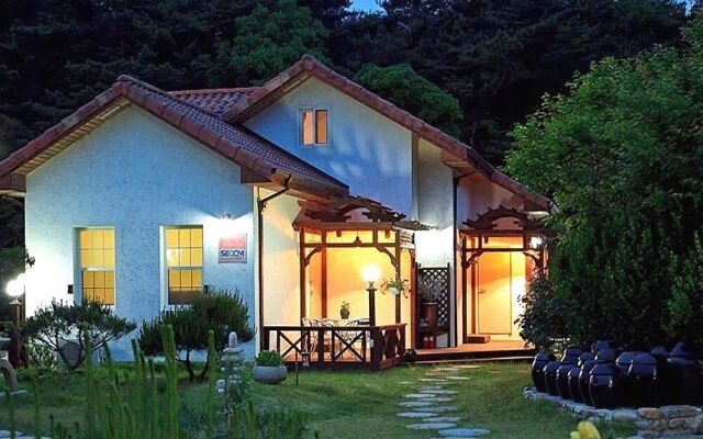 Gyeongju Hanulview Pension
