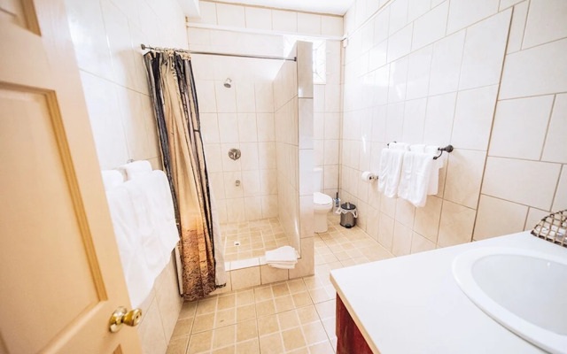 ClarenceVille Villa Apartments
