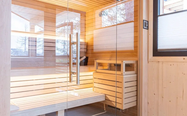 Appealing Chalet With Finnish Sauna