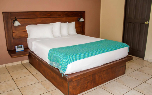 La Riviera Hotel B&B