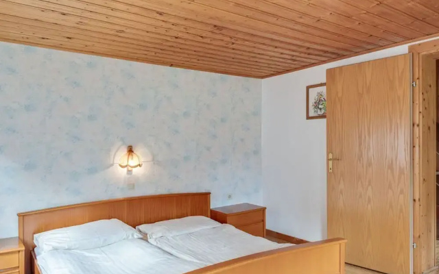 Chalet in Matrei Near Ski Lift & Bus