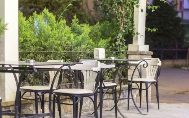 Sari Konak Apart Hotel
