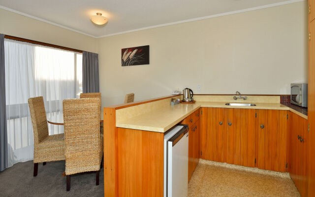 Waikanae Beach Motel