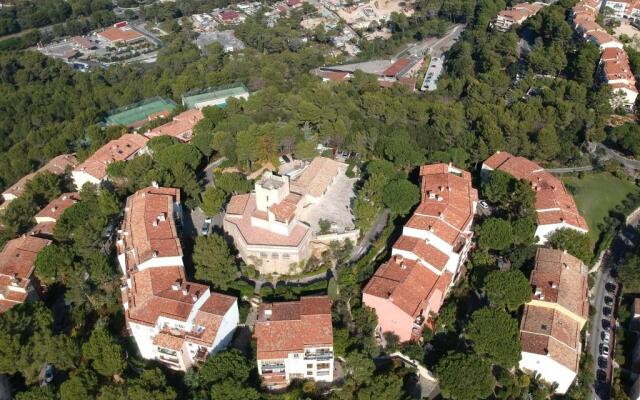 Superbe T3 coeur nature, piscine, tennis