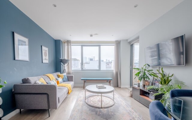 Light & Spacious 1bedroom Flat With Balcony - Mile End